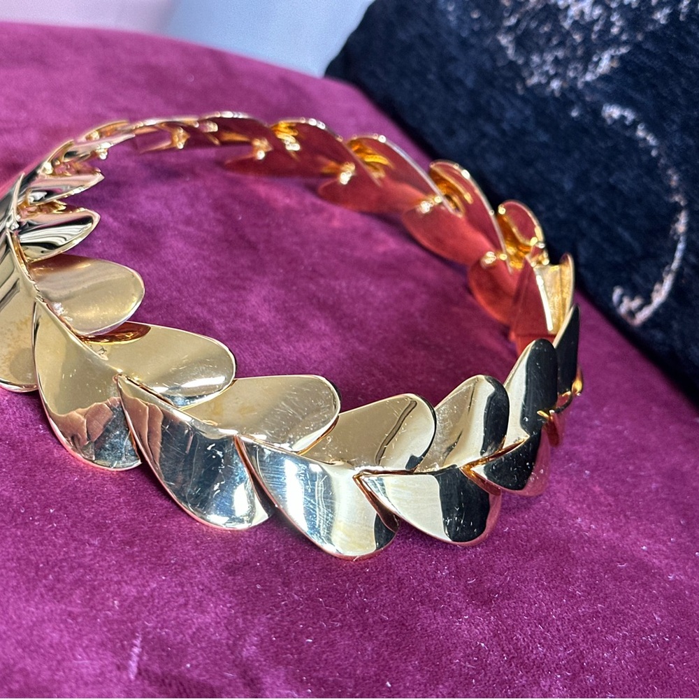 Alaia Heart Choker in Or gold heart necklace leaf - Picture 6 of 12
